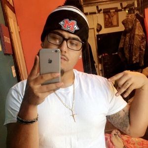 Meet your Posher, Jonathan